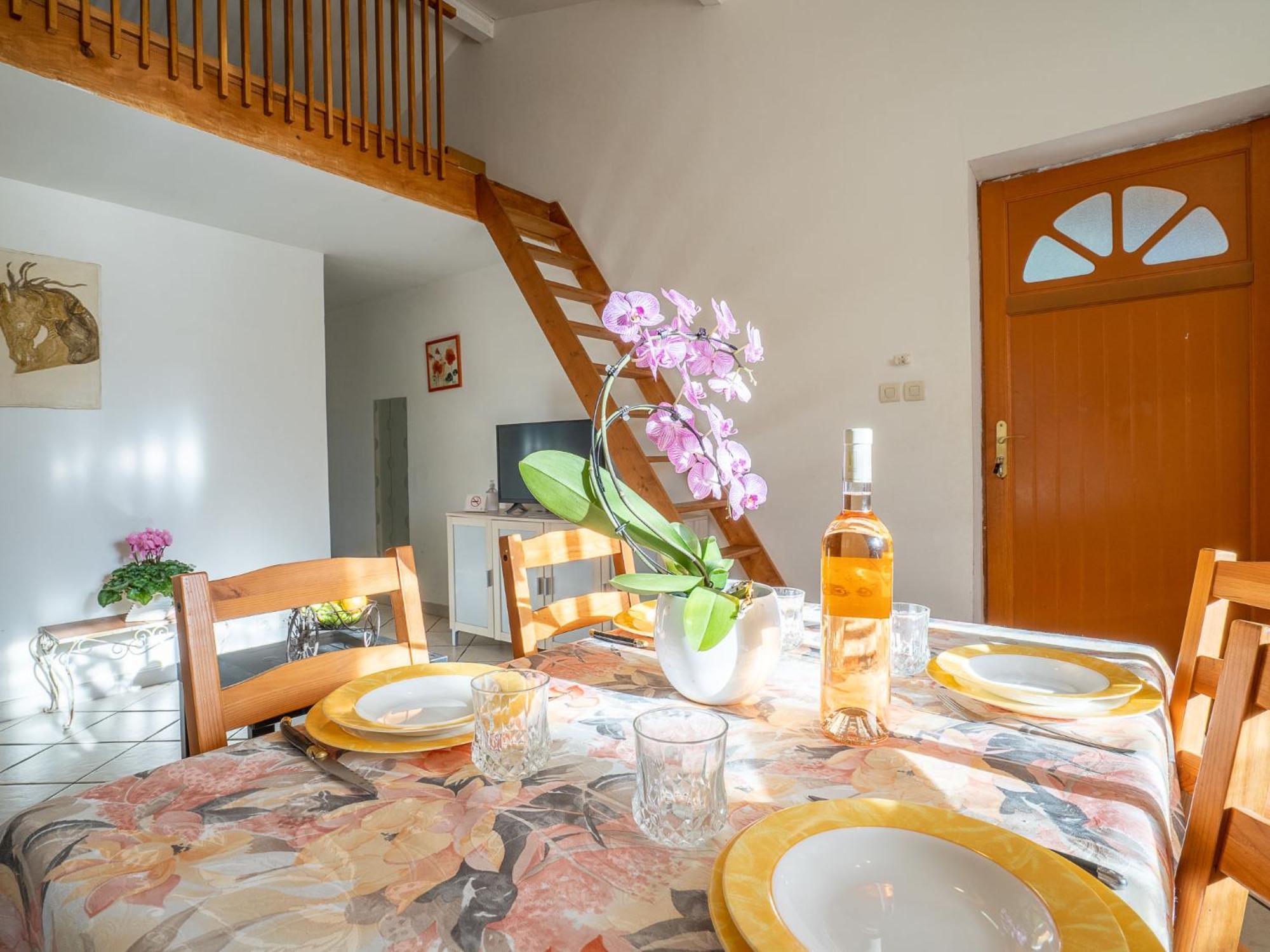 Holiday home Magali - Hye550 By Interhome